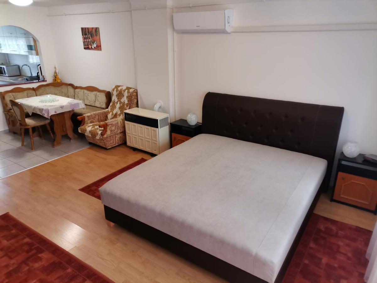 Aida Apartman Harkány Esterno foto