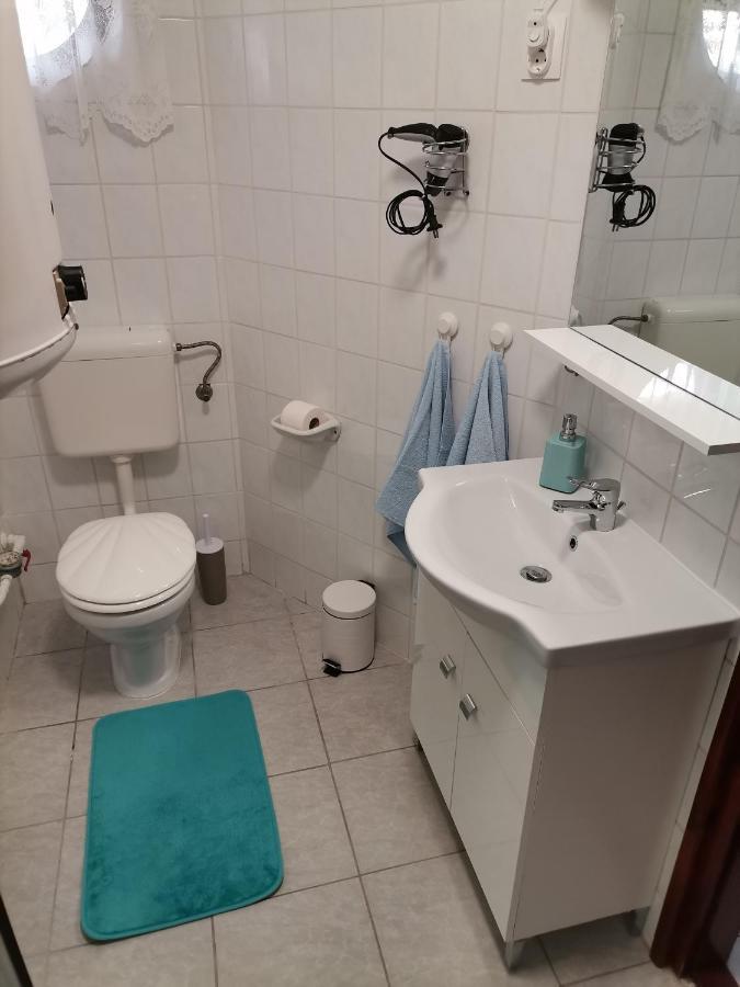 Aida Apartman Harkány Esterno foto